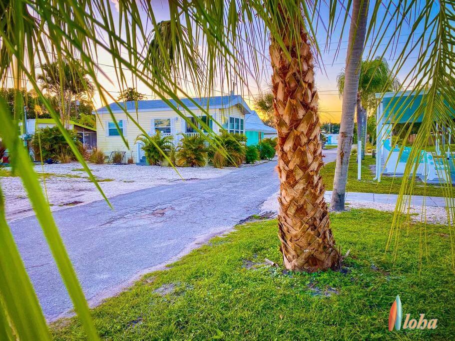 Pinecraft Cottage Tiny Home Sarasota Luaran gambar