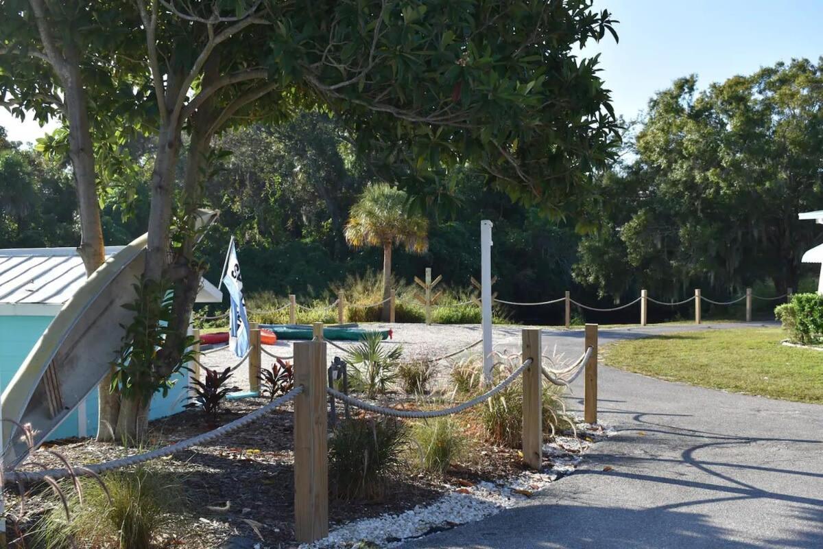 Pinecraft Cottage Tiny Home Sarasota Luaran gambar